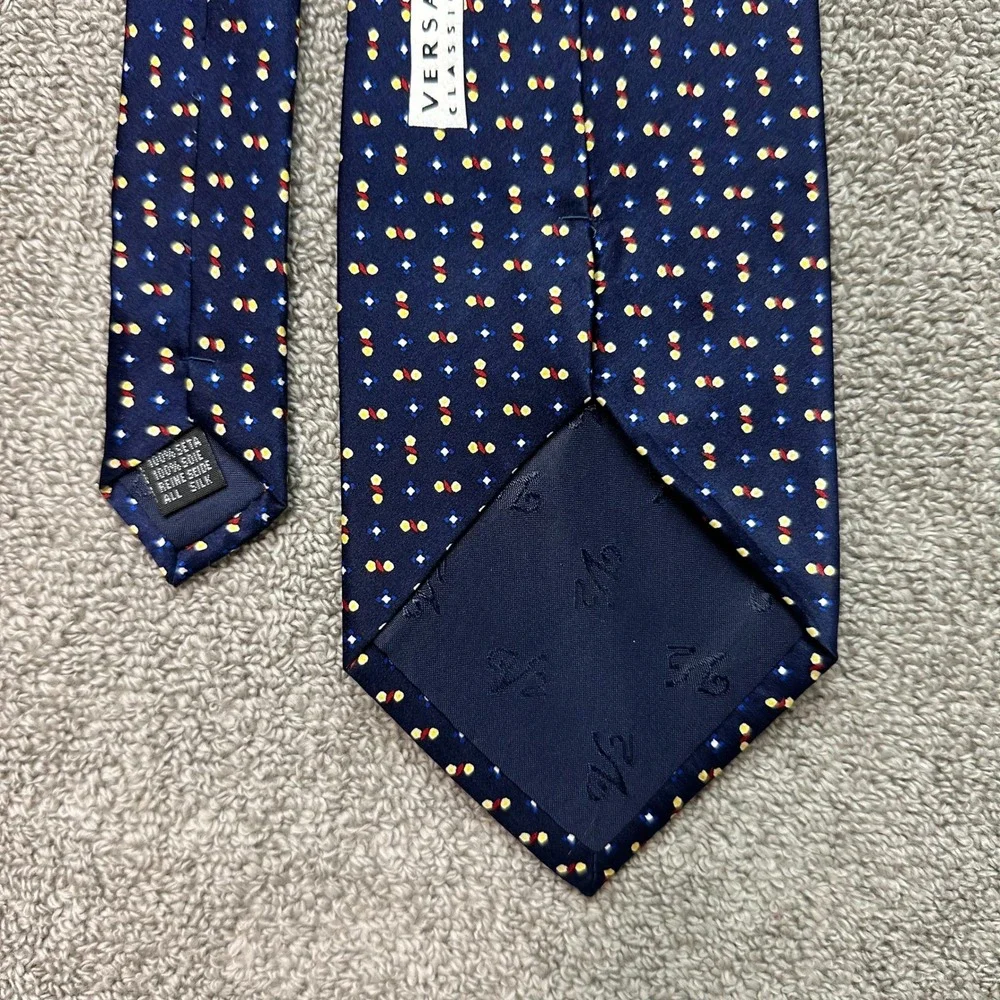 Versace Classic V2 Mens Silk Tie Navy Blue Geometric Medusa Logo Made in Italy